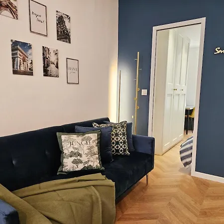 Charme A Ideal For 3p * パリ